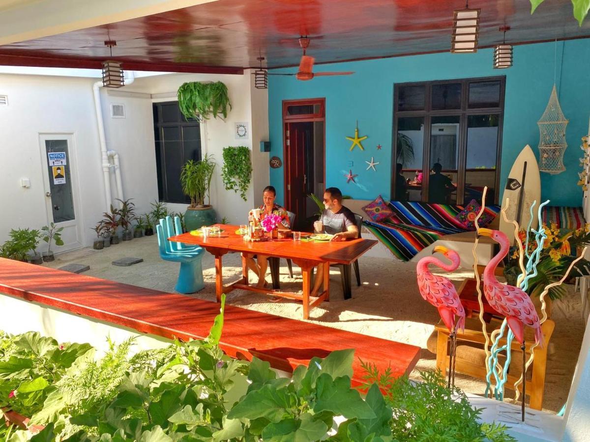 Hotel Ocean Breeze Maldives Thulusdhoo Exterior foto