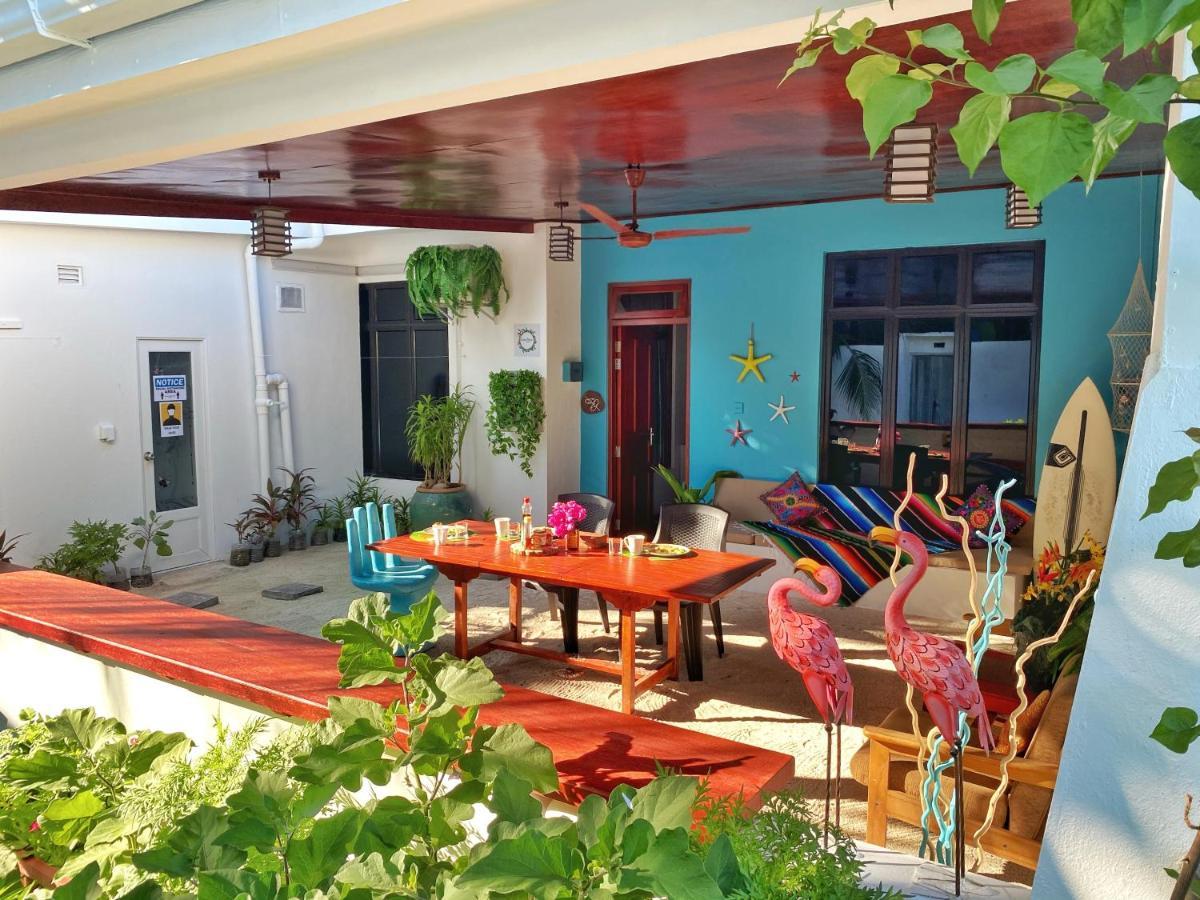 Hotel Ocean Breeze Maldives Thulusdhoo Exterior foto