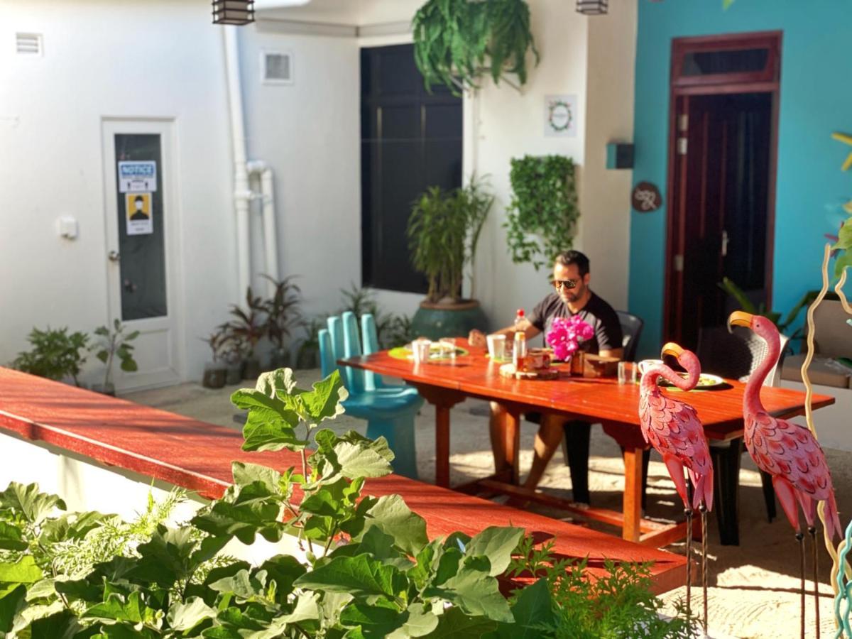 Hotel Ocean Breeze Maldives Thulusdhoo Exterior foto