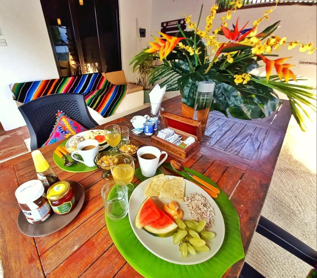 Hotel Ocean Breeze Maldives Thulusdhoo Exterior foto