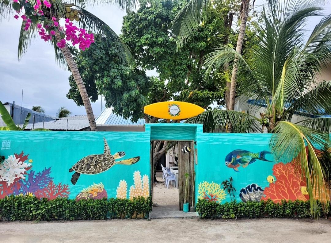 Hotel Ocean Breeze Maldives Thulusdhoo Exterior foto